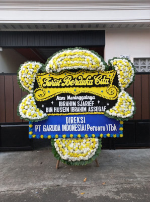 Papan Bunga Duka di Buer